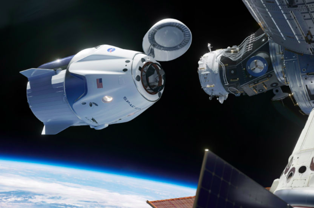 SpaceX%E2%80%99s+Dragon+V2+-+The+Replacement+of+the+Space+Shuttle%3F