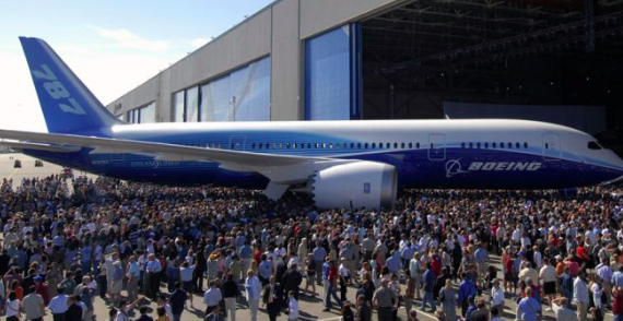 How the Boeing 787 Dreamliner is making the A380 an Icon of the Past