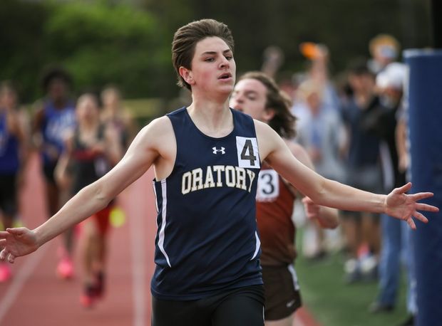 Tommy Hunt Wins Blue Devil Classic 800m (Image via NJ Milesplit)